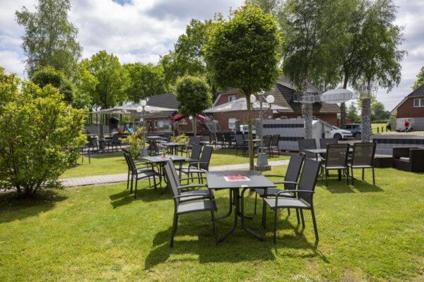 Sommerlicher Biergarten